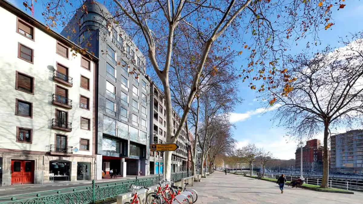 Zdjęcie Hotel Nervión Bilbao: comodidad y ubicación ideal para tu estancia