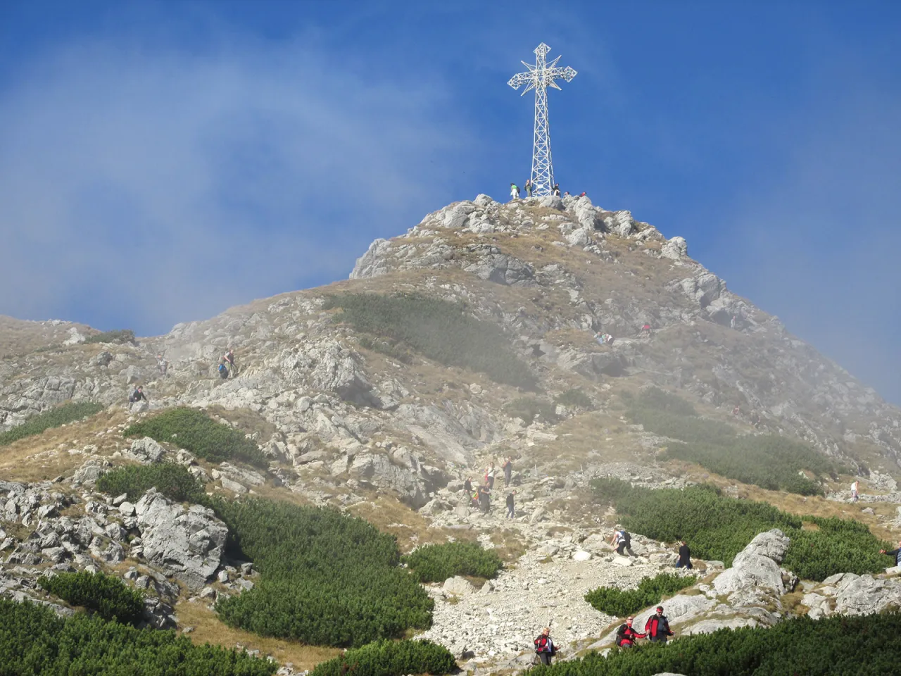 Zdjęcie Czy szlak na Giewont jest otwarty? Sprawdź aktualne informacje!