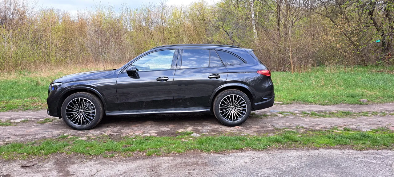 Zdjęcie Mercedes GLC 200 4Matic – pełne dane techniczne i ocena komfortu jazdy