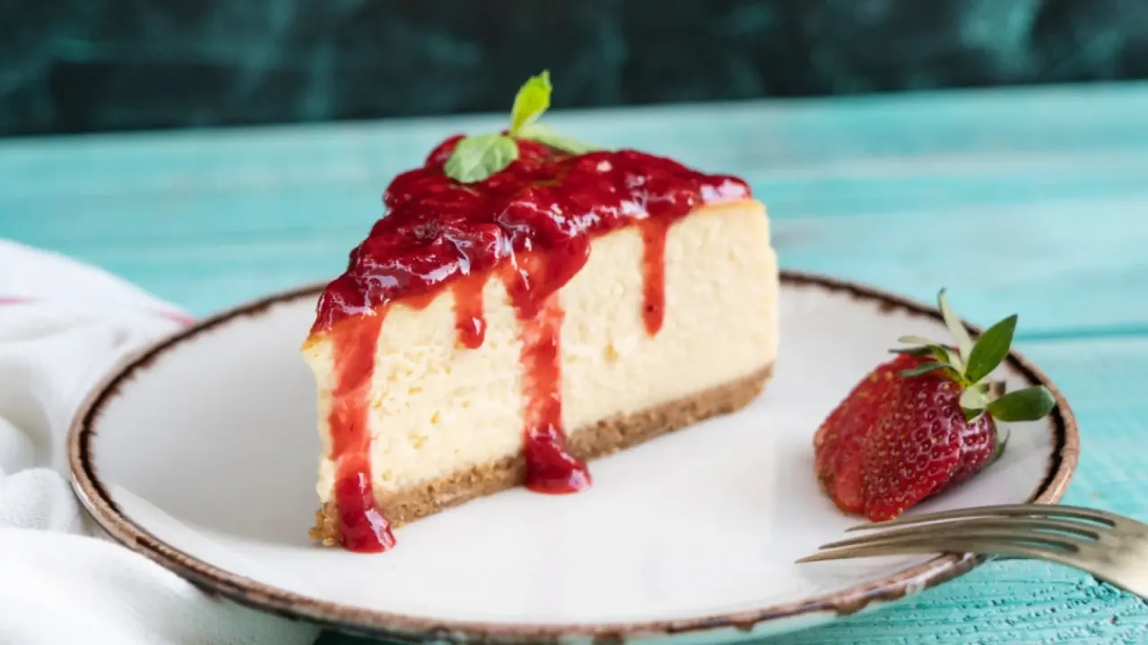 Zdjęcie Deliciosa tarta de queso con queso batido sin horno, ligera y fácil