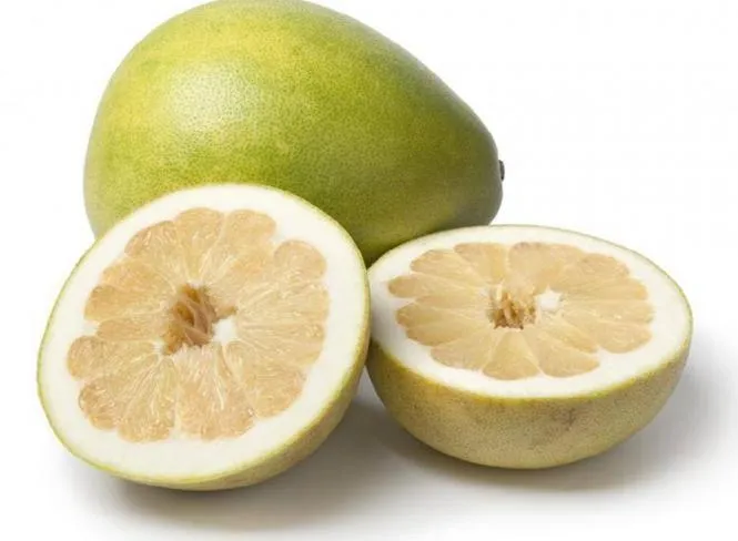 Zdjęcie Ile kalorii ma pomelo? Zaskakujące fakty o jego kaloryczności