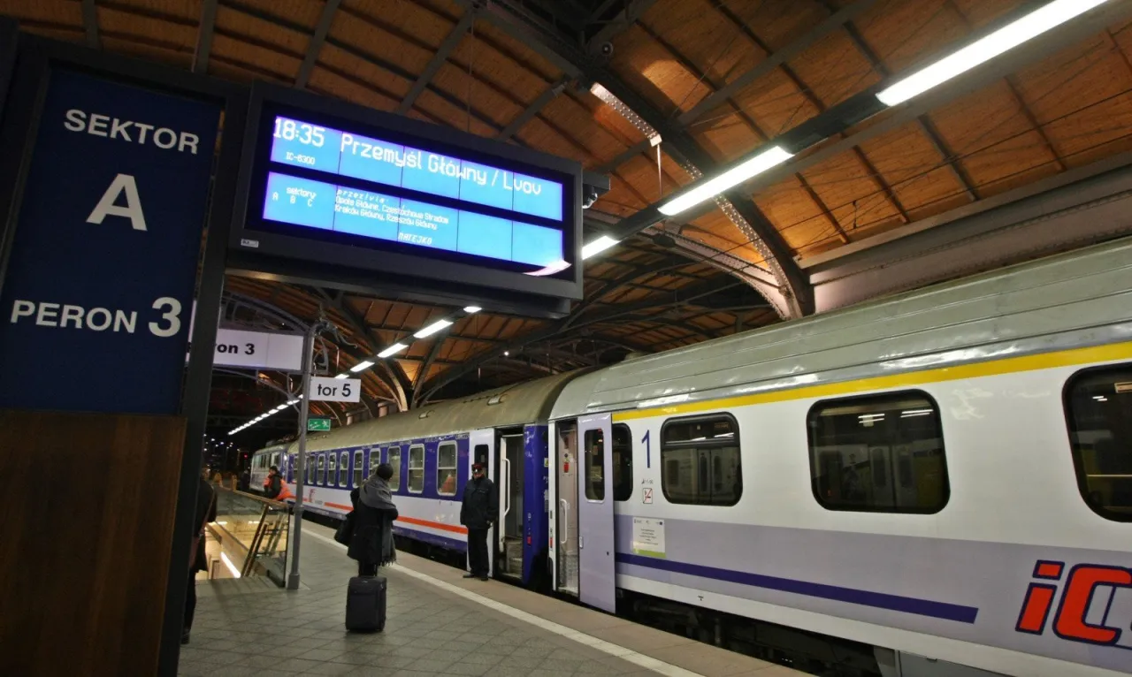 Zdjęcie Intercity jak kupić miejsca obok siebie i uniknąć problemów z rezerwacją