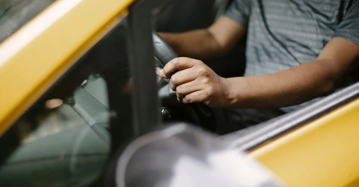 Zdjęcie Nauka jazdy motorem bezpiecznie? To 5 zasad dla nowych kierowców