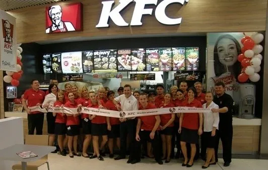 Zdjęcie Jak wygląda KFC? Zobacz wnętrza i popularne menu w restauracji