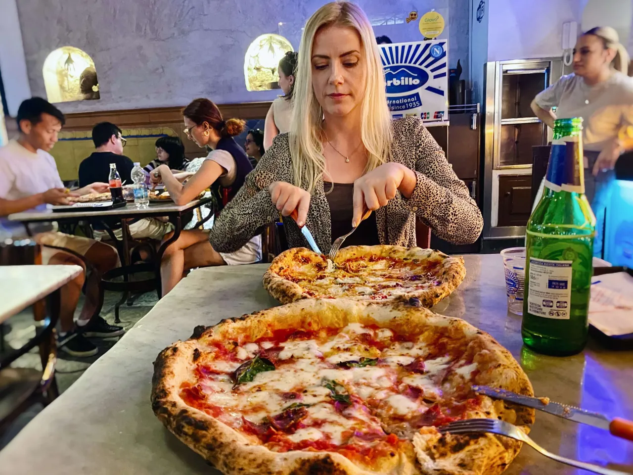 Zdjęcie Gdzie zjeść w Neapolu: odkryj najlepsze miejsca na pyszną pizzę