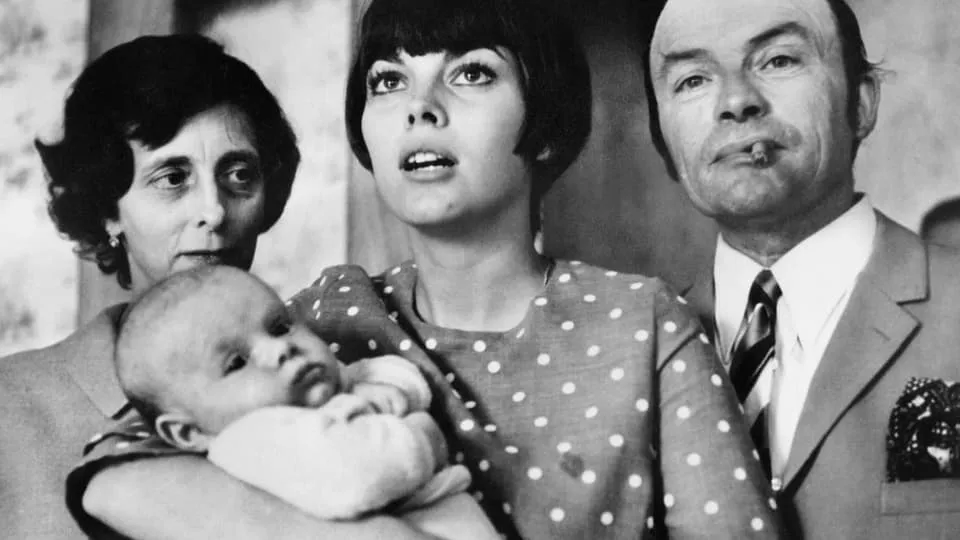 Zdjęcie Mireille Mathieu ile ma dzieci? Prawda o jej życiu prywatnym
