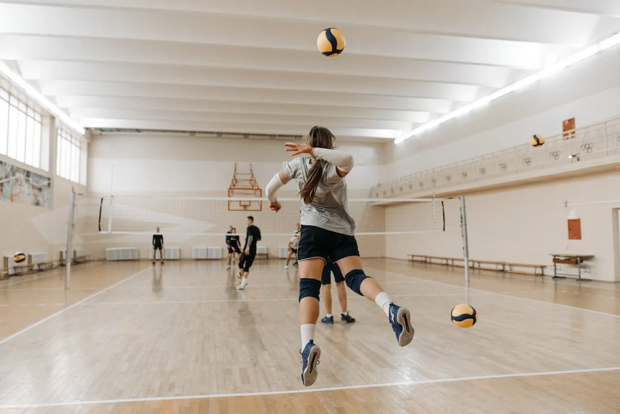 Zdjęcie Jaki sport uprawia się na hali? Odkryj najlepsze dyscypliny na zimę