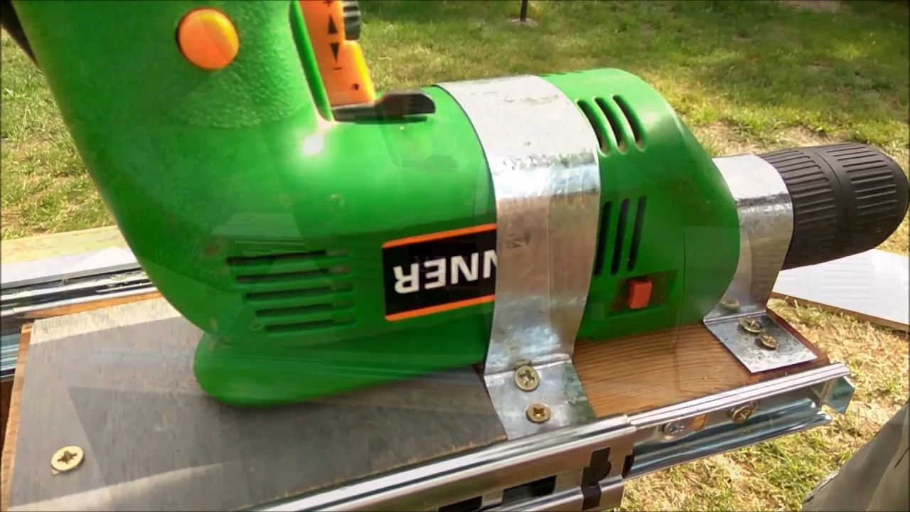 Zdjęcie Jak zrobić wiertarkę stołową: Instrukcja krok po kroku dla majsterkowiczów