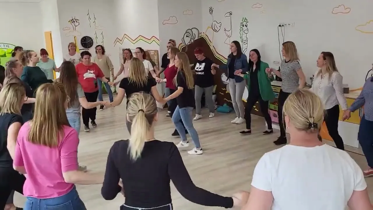 Zdjęcie Tańce integracyjne dla dzieci – jak budować relacje i radość w grupie