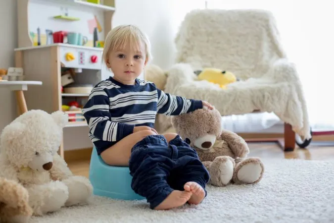 Zdjęcie Jak oduczyć 3 latka od pampersa i uniknąć frustracji w treningu