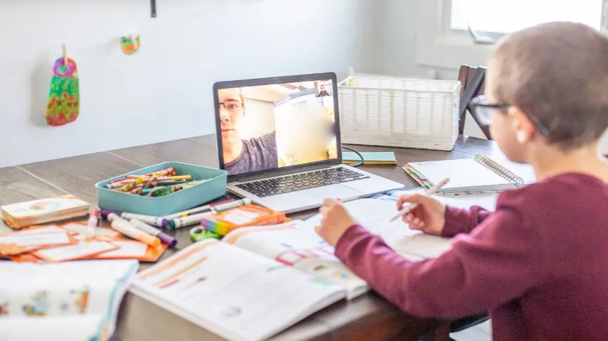 Zdjęcie Zdalne nauczanie jaki program wybrać, aby uniknąć problemów?