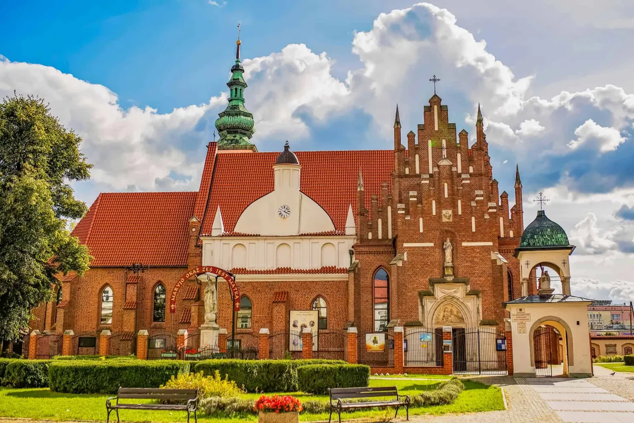 Zdjęcie Kościoły w Radomiu – najważniejsze miejsca kulturowe i ich historia