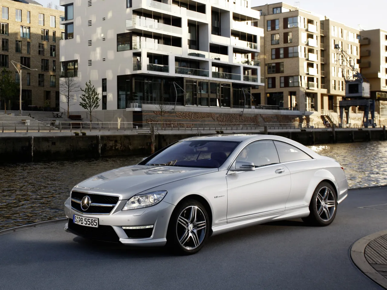 Zdjęcie Mercedes-Benz CL AMG 63 - Co musisz wiedzieć przed zakupem używanego modelu