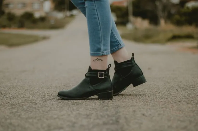 Zdjęcie Jakie buty zimowe dla niskiej dziewczyny, które optycznie wydłużą nogi