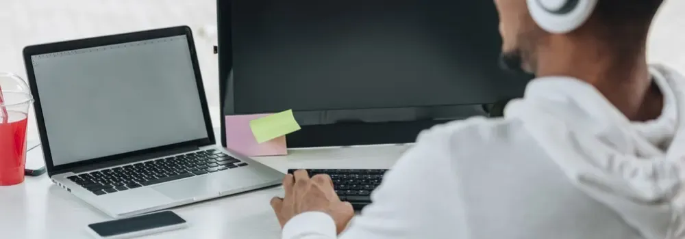 Zdjęcie Jak połączyć komputer z monitorem - proste kroki i najczęstsze problemy