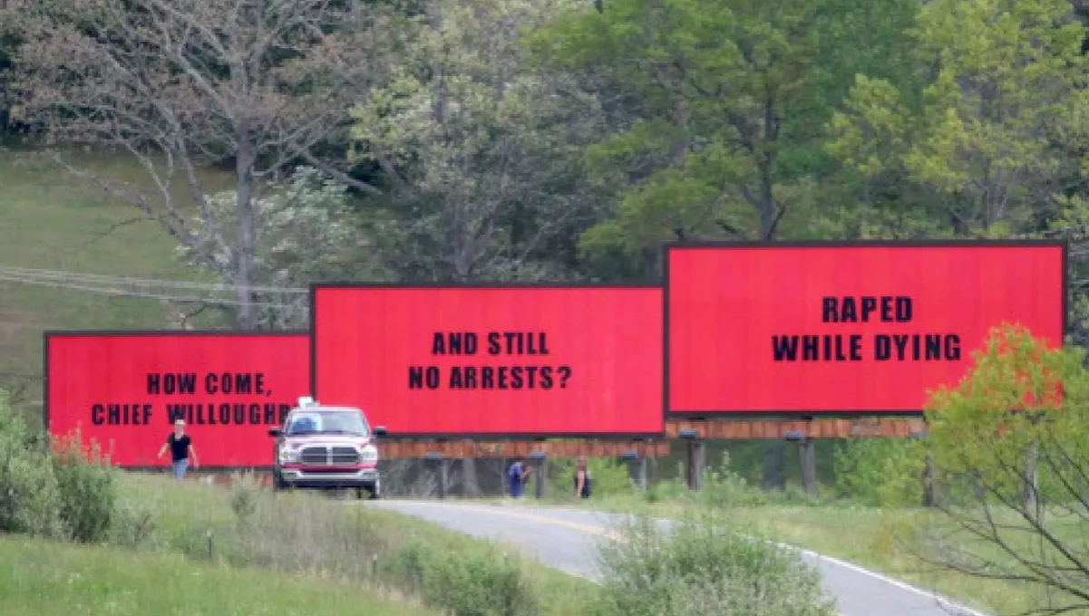 Zdjęcie Film Trzy billboardy - wszystko co musisz wiedzieć o dramacie kryminalnym