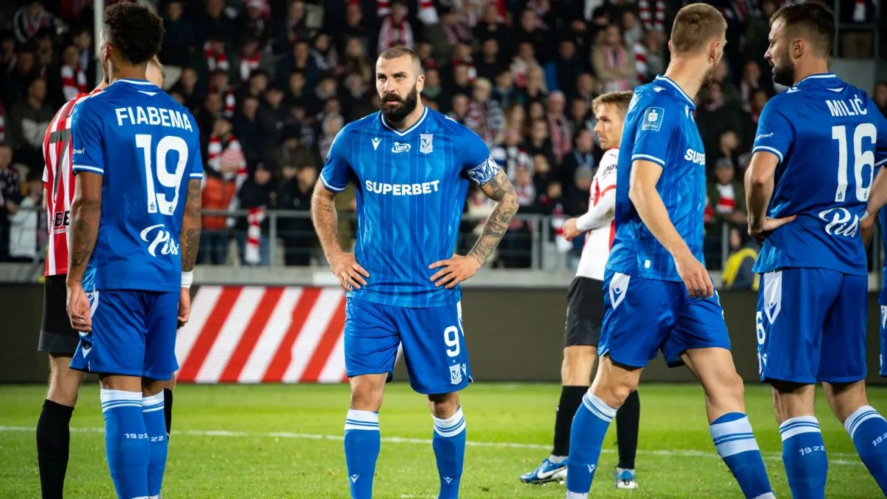 Zdjęcie Ekstraklasa kiedy koniec sezonu - poznaj kluczowe daty i zmiany