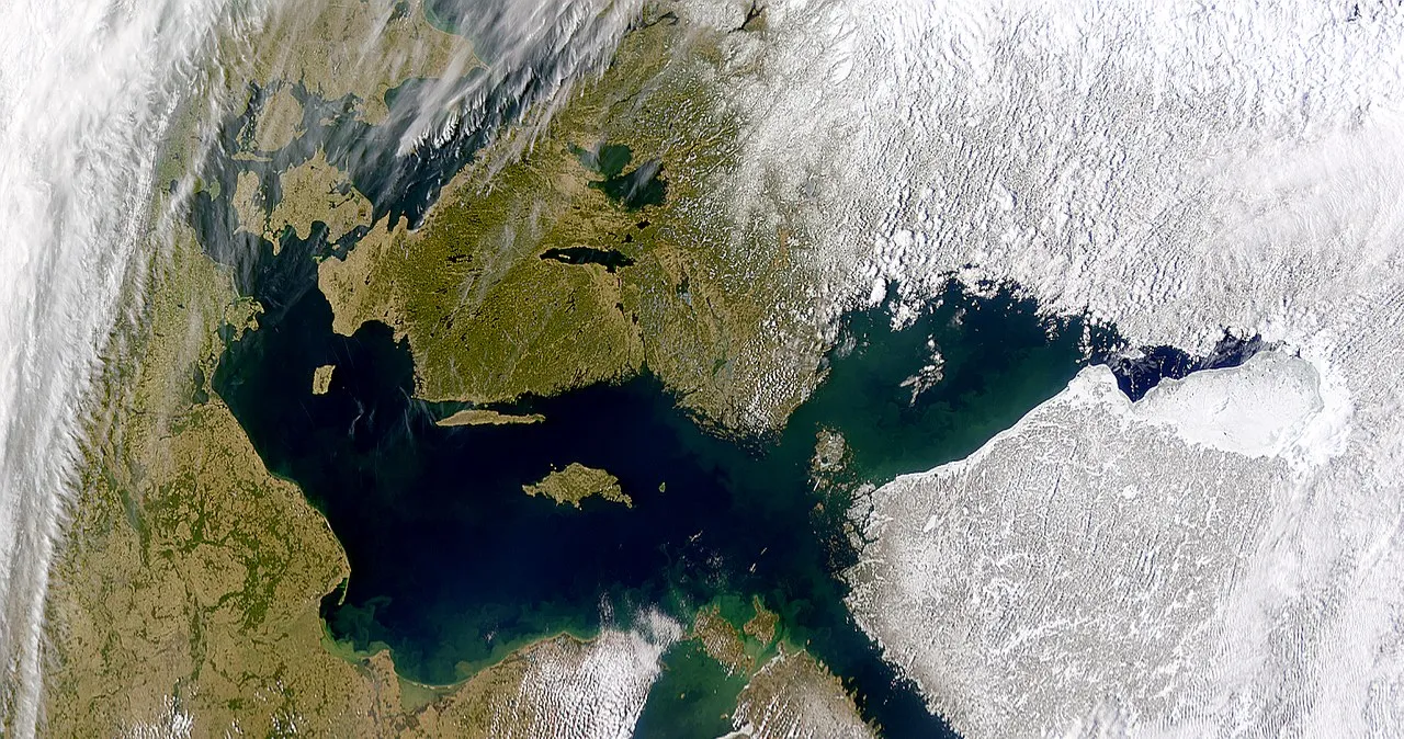 Zdjęcie Nad jakim morzem leży Polska? Odkryj tajemnice Morza Bałtyckiego