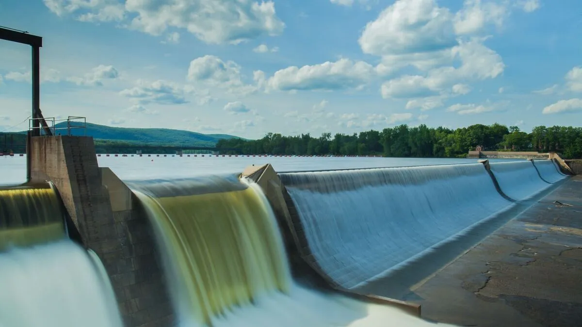 Zdjęcie Jak działa elektrownia wodna - sekrety efektywnej produkcji energii