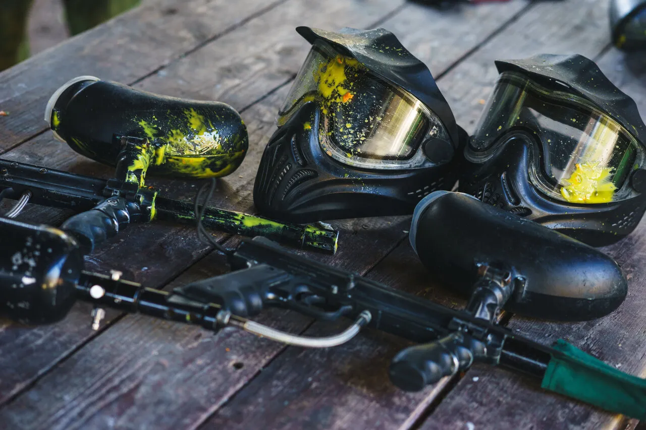 Zdjęcie Co ubrać na paintball, aby czuć się komfortowo i bezpiecznie?