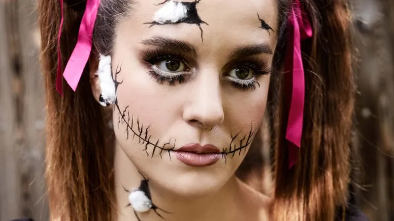 Zdjęcie Halloween Make-up einfach: Gruselige Looks schnell selbst schminken