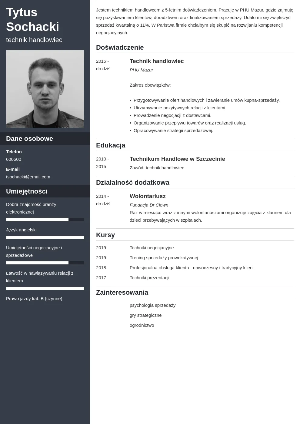Zdjęcie Jak napisać CV do szkoły, aby wyróżnić się na tle innych?