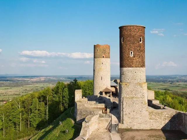 Zdjęcie Góry Świętokrzyskie: Atrakcje, legendy i szlaki. Planujesz wyjazd?