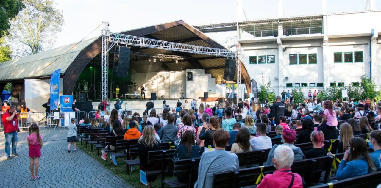 Zdjęcie Teatr Letni Inowrocław - wydarzenia, atrakcje i bilety na koncerty