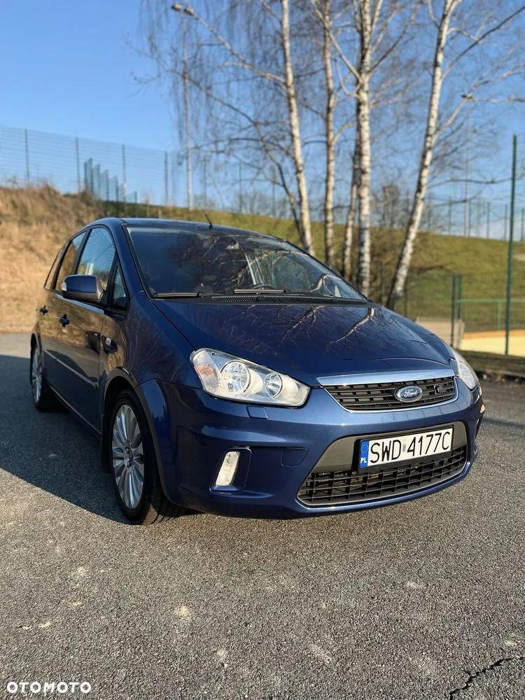 Zdjęcie Jaki olej do forda c max 1.8 benzyna - uniknij kosztownych błędów