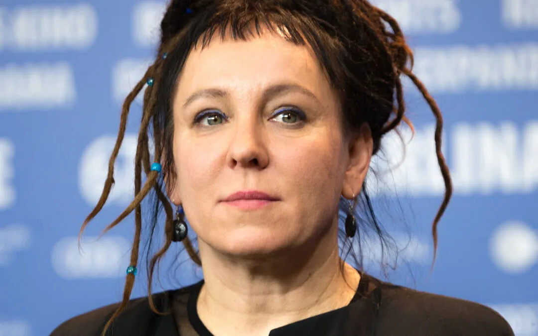 Zdjęcie Olga Tokarczuk Nobel za jaką książkę? Analiza literackiego dorobku noblistki