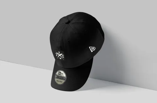 Zdjęcie Czym się różnią czapki New Era? Odkryj kluczowe różnice i style