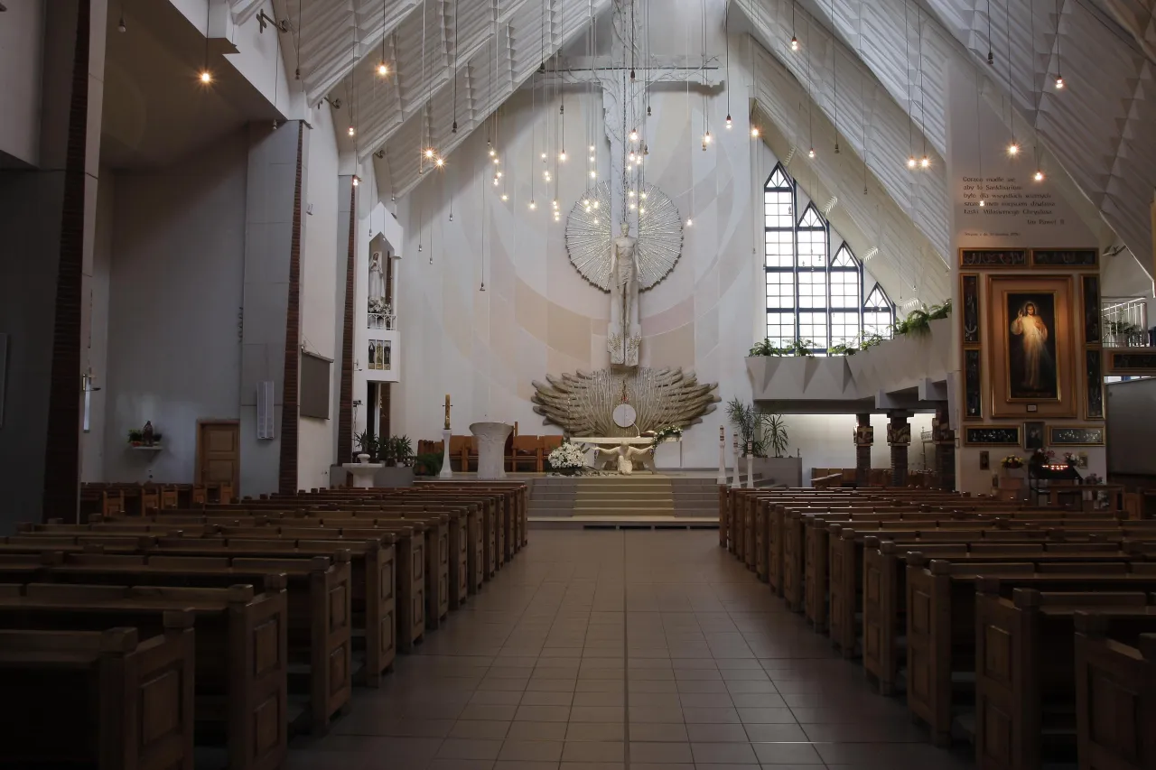 Zdjęcie Sanktuarium Miłosierdzia Bożego Gdańsk: Co warto zobaczyć?