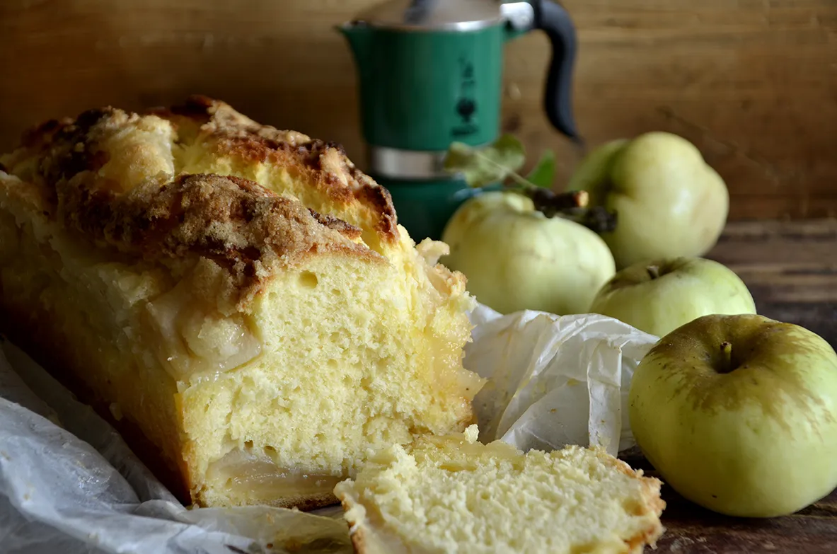 Zdjęcie Przepis na proste ciasto z jabłkami, które zawsze się udaje