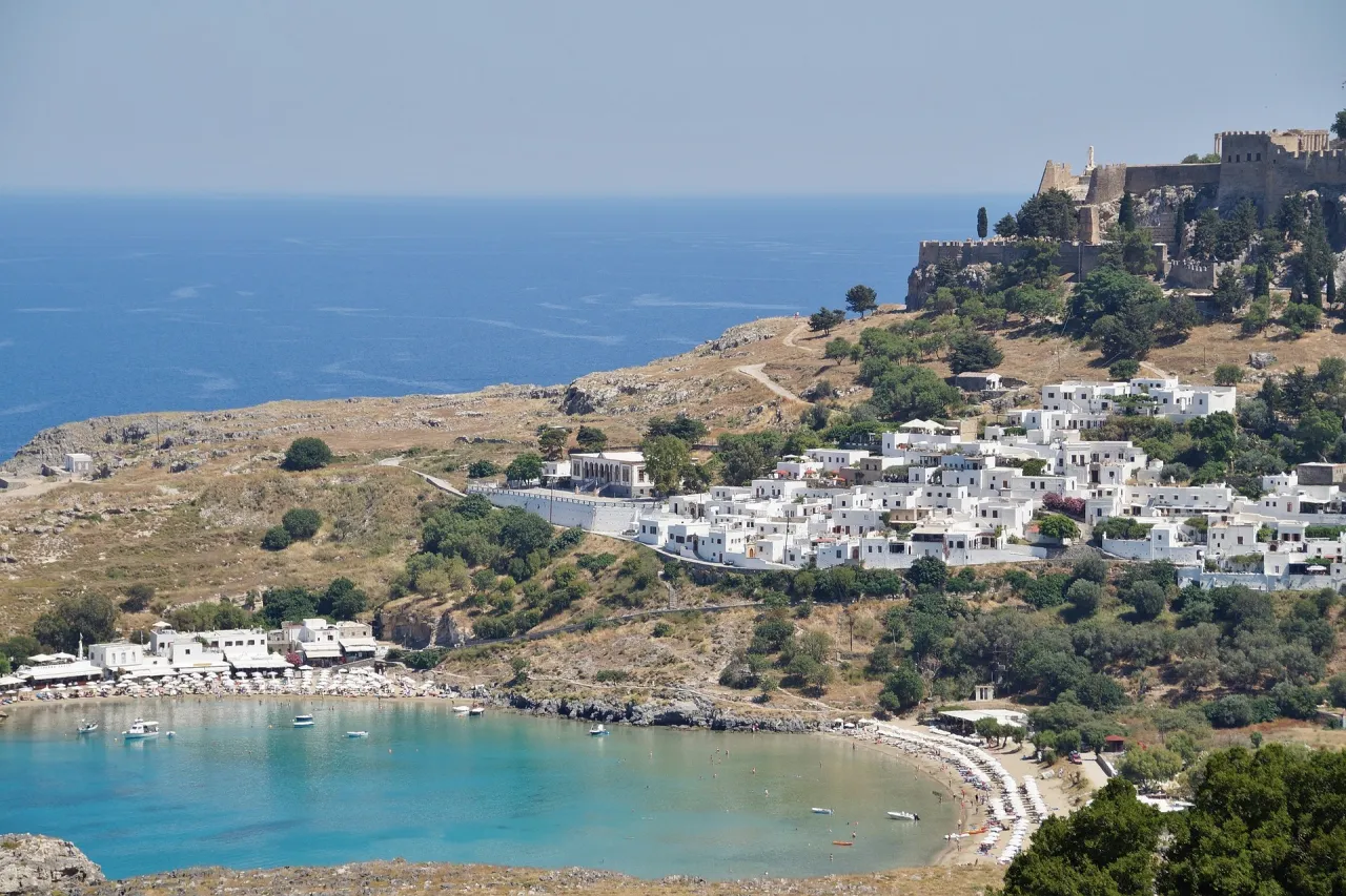 Zdjęcie Gdzie leży wyspa Rodos? Odkryj jej tajemnice i lokalizację