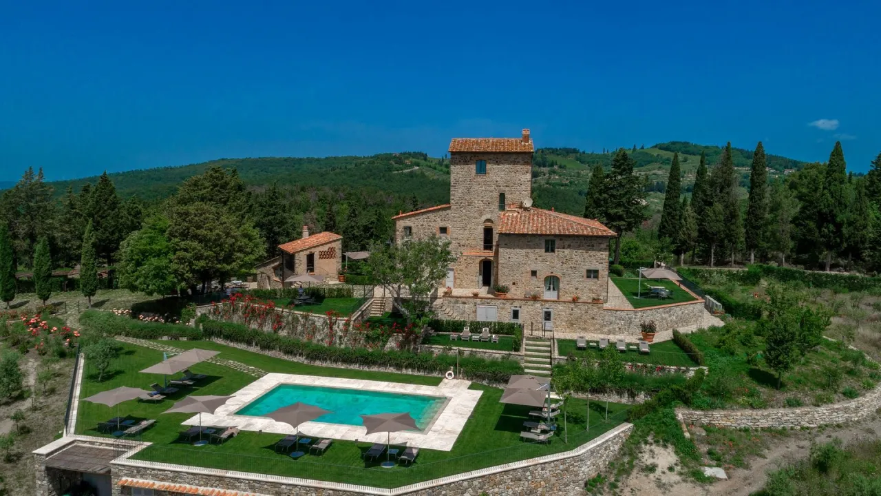 Zdjęcie Gdzie zjeść w San Gimignano? Odkryj najlepsze restauracje i smaki