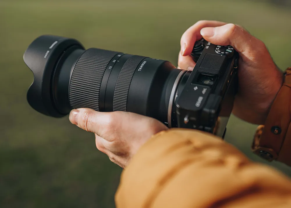 Zdjęcie Najlepsze obiektywy do Sony A37: Jak wybrać idealny sprzęt bez przepłacania