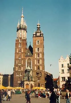 Zdjęcie Jakie style architektoniczne dominowały w średniowieczu? Odkryj ich tajemnice