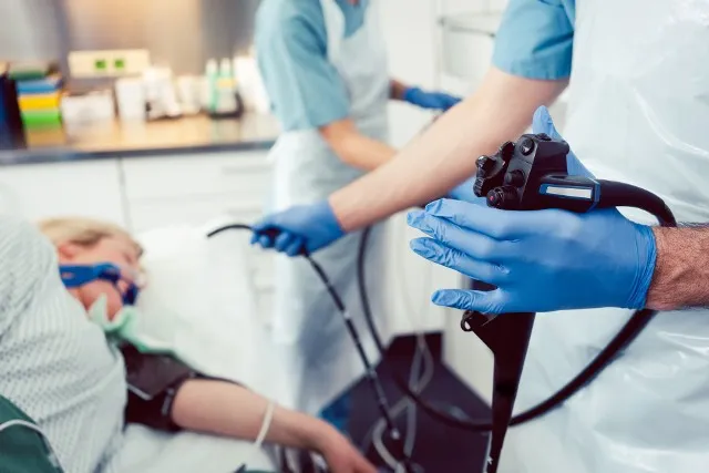 Zdjęcie Jak nazywa się lekarz od brzucha i jelit? Poznaj gastroenterologa