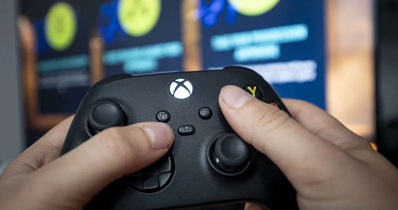 Zdjęcie Jak prawidłowo wyjść z gry na Xbox Series X i uniknąć problemów