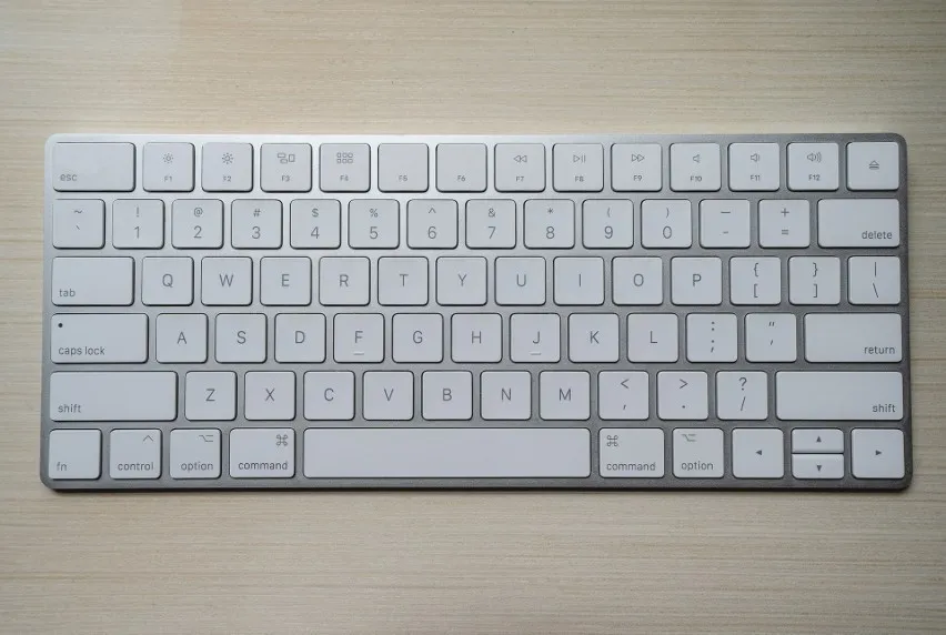 Zdjęcie Jak zrobić cudzysłów na klawiaturze w Windows i macOS w prosty sposób