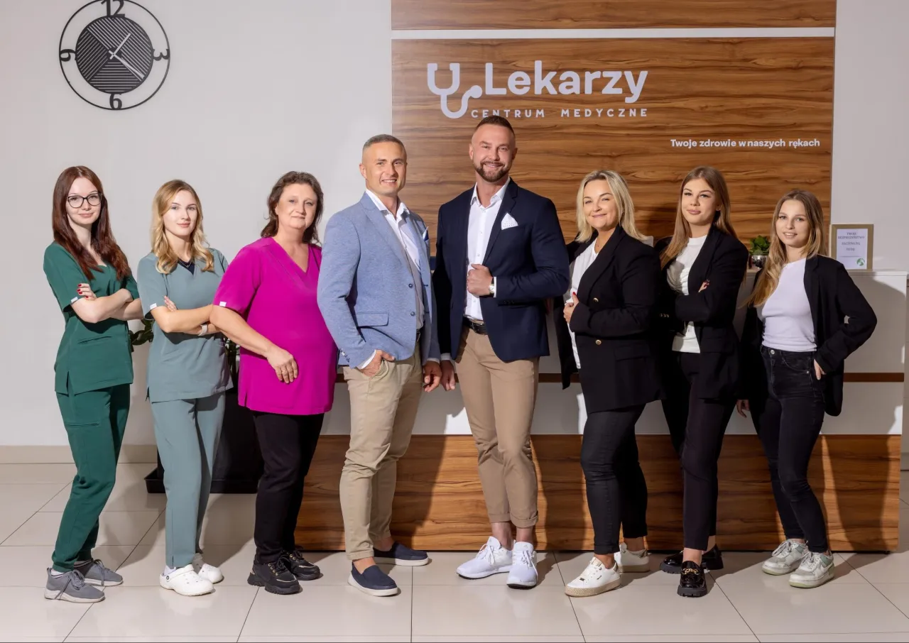 Zdjęcie Kto pracuje w laboratorium medycznym? Poznaj zesp&oacute;ł ekspert&oacute;w