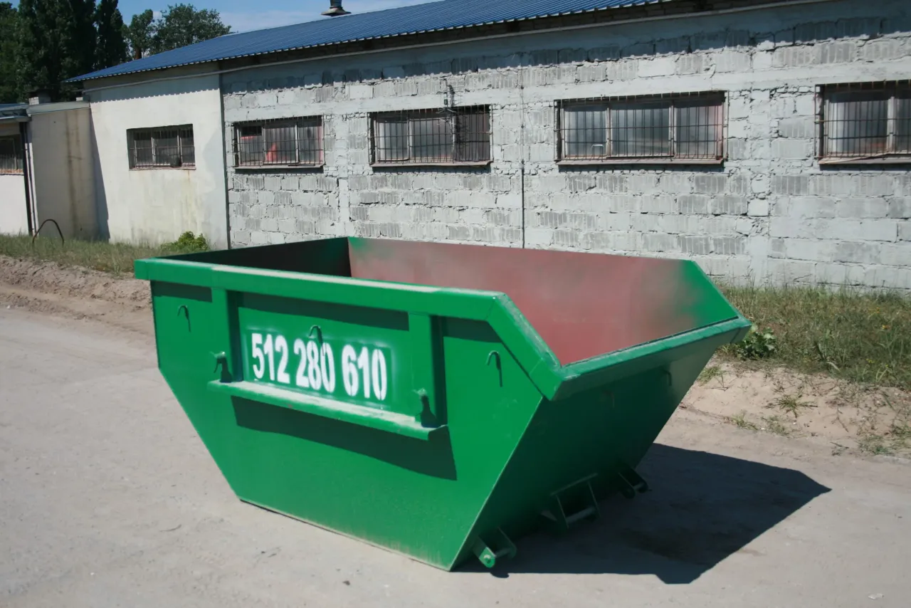 Zdjęcie Ile kosztuje wynajem kontenera na śmieci? Sprawdź ceny i oszczędź