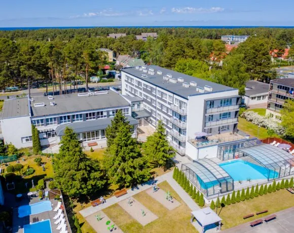 Zdjęcie Wczasy rehabilitacyjne w Mrzeżynie: Turnusy z basenem