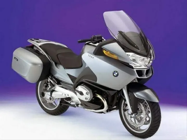 Zdjęcie BMW R 1200 RT - komfortowy motocykl turystyczny, który zachwyca użytkowników