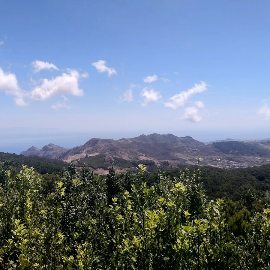 Zdjęcie Mirador de Zapata: vistas impresionantes y secretos ocultos en La Laguna