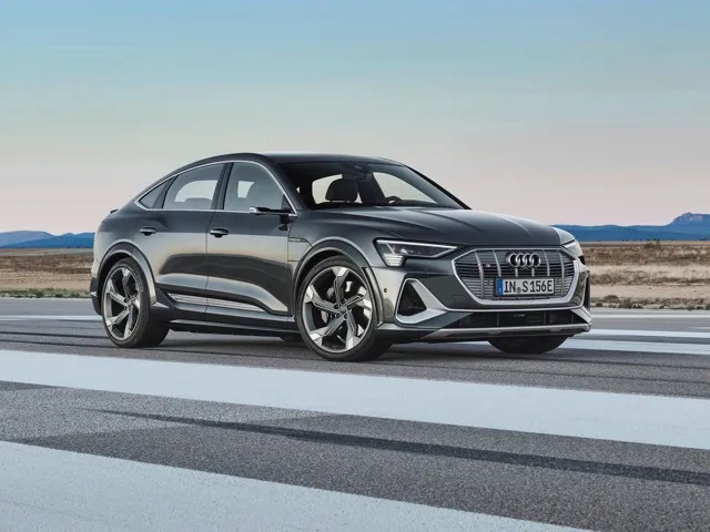Zdjęcie Audi e-tron Sportback: Elektryczny SUV z luksusowym wnętrzem