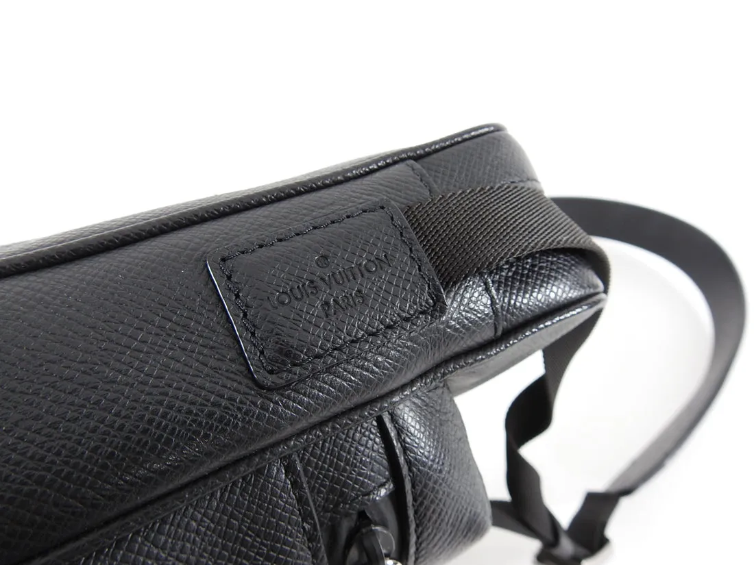 Zdjęcie Louis Vuitton Kim Jones messenger bag: unikalne modele i ceny