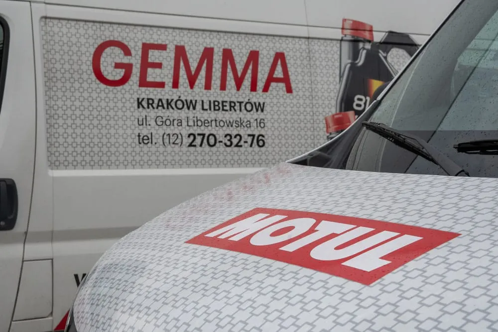 Zdjęcie Olej silnikowy Motul - najlepsze produkty i ich zastosowanie w autach