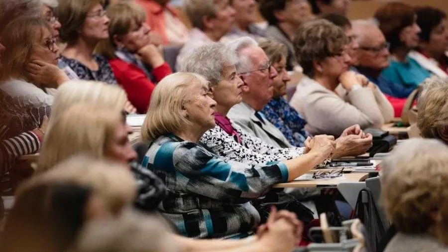 Zdjęcie Uniwersytet 3 wieku Łódź - oferta edukacyjna dla seniorów bez tajemnic