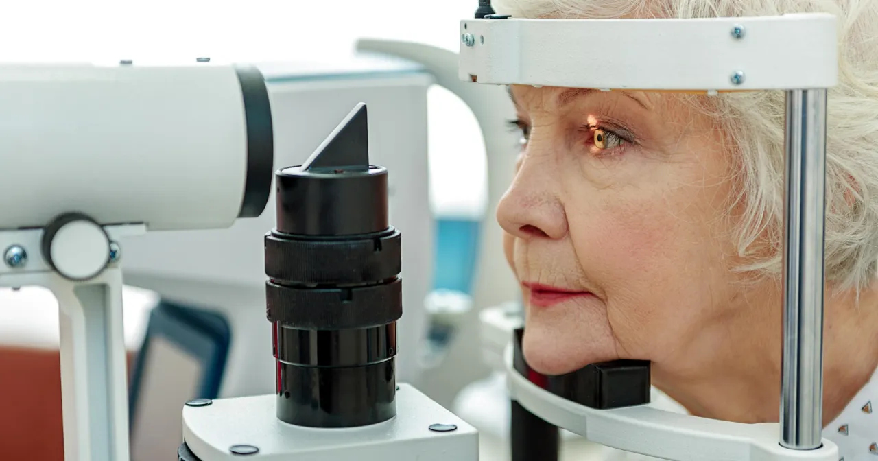 Zdjęcie Czy po operacji zaćmy od razu się widzi? Sprawdź, co naprawdę czeka